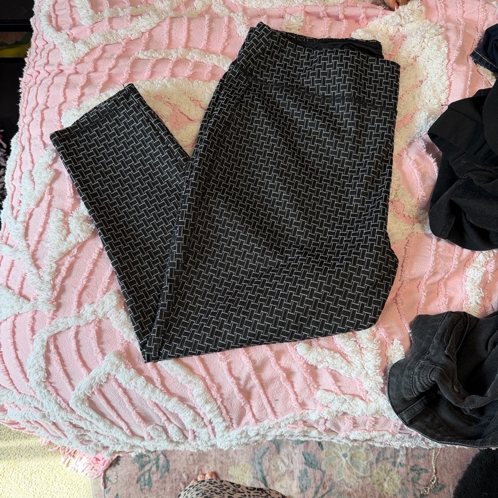 Ashley Blue Black and White Skinny Pants